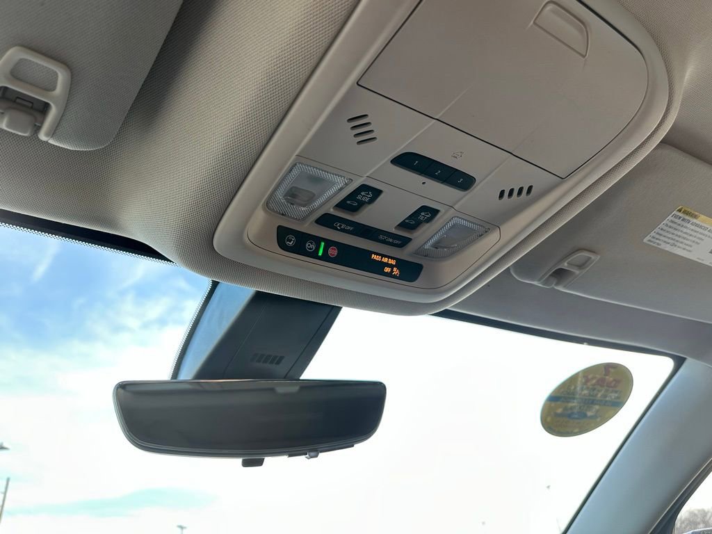 Used 2023 GMC Acadia Denali w/ Denali Ultimate Package image 25