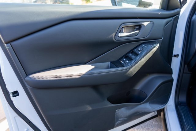 New 2026 Nissan Rogue SV w/ Cold Weather Package image 10