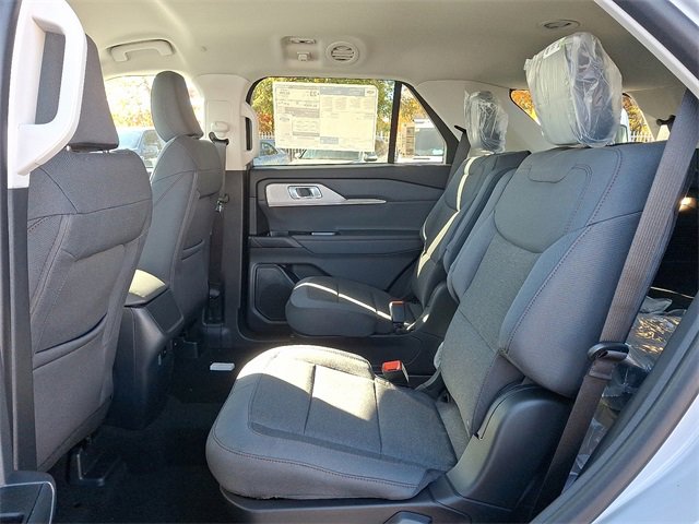 New 2026 Ford Explorer Active image 8