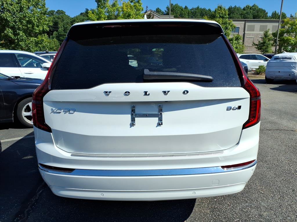 New 2026 Volvo XC90 B6 Plus w/ Protection Package Premier AWD/4WD image 4