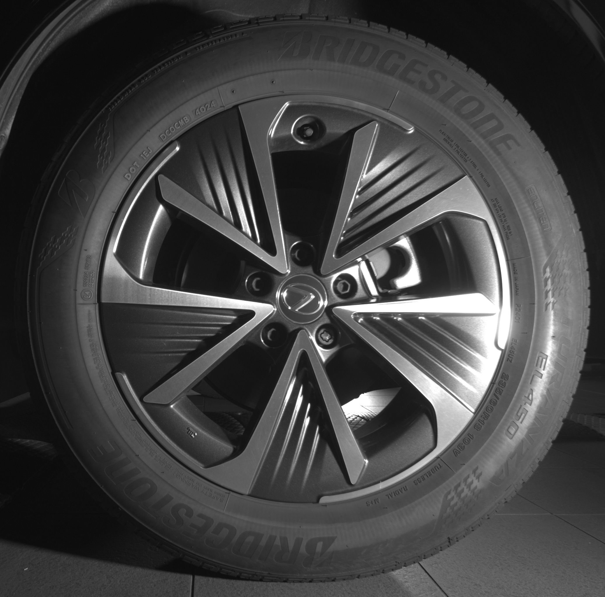 Used 2024 Lexus RZ 300e Premium w/ Accessory Package (Z1) FWD image 11