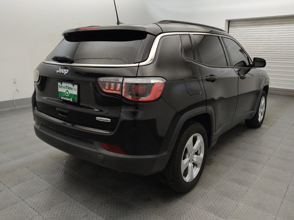 Used 2018 Jeep Compass Latitude w/ Popular Equipment Group FWD image 9
