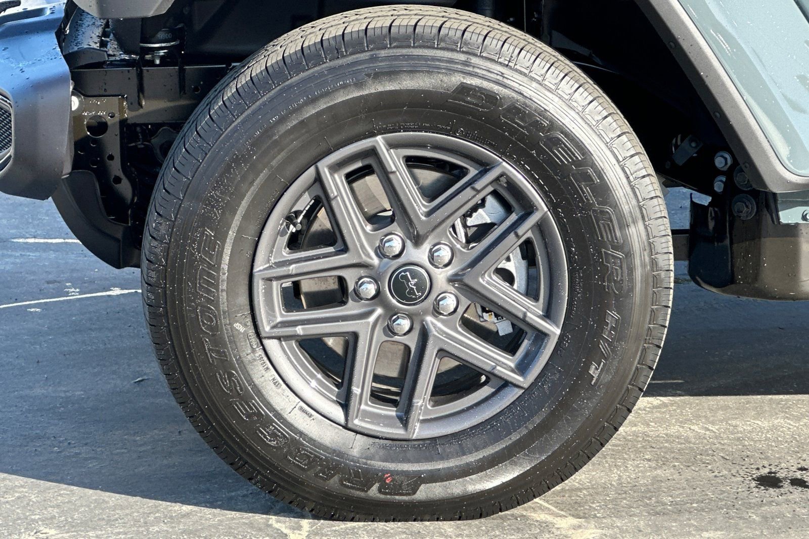 New 2026 Jeep Gladiator Sport AWD/4WD image 24