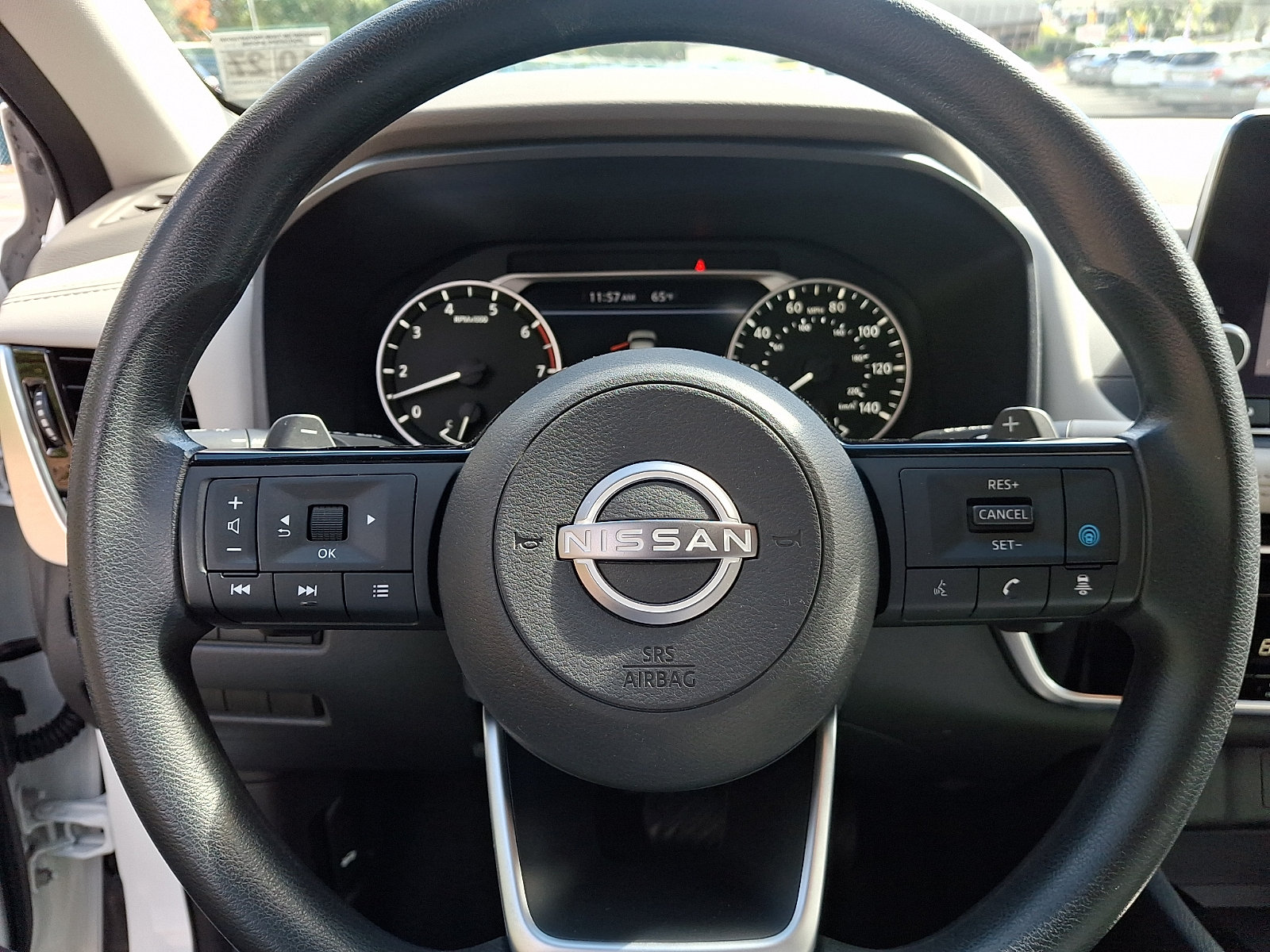 Used 2023 Nissan Rogue SV AWD/4WD image 25