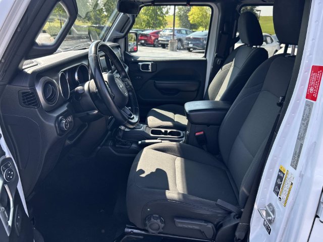 Used 2021 Jeep Gladiator Sport AWD/4WD image 20