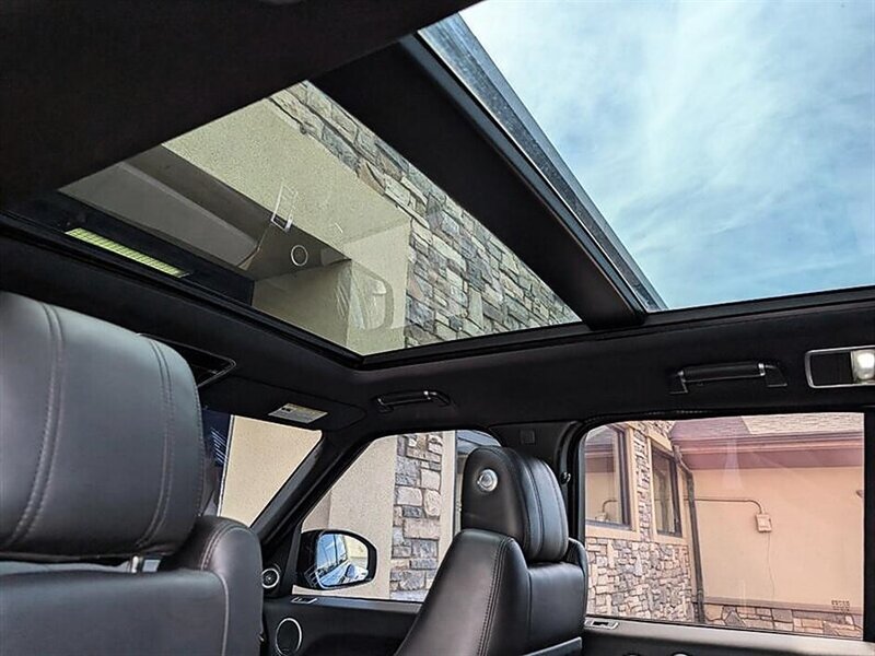 Used 2016 Land Rover Range Rover Supercharged AWD/4WD image 27