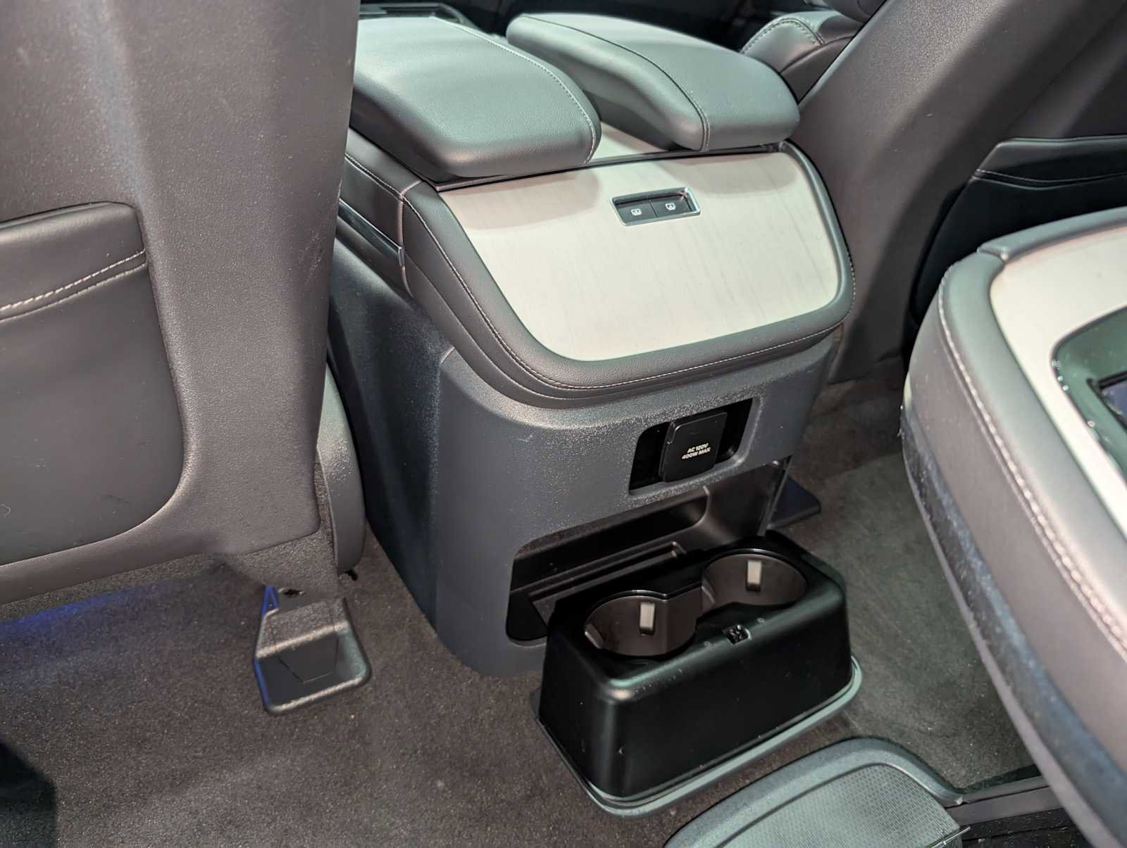 Used 2025 Lincoln Navigator Reserve w/ Jet Appearance Package image 22