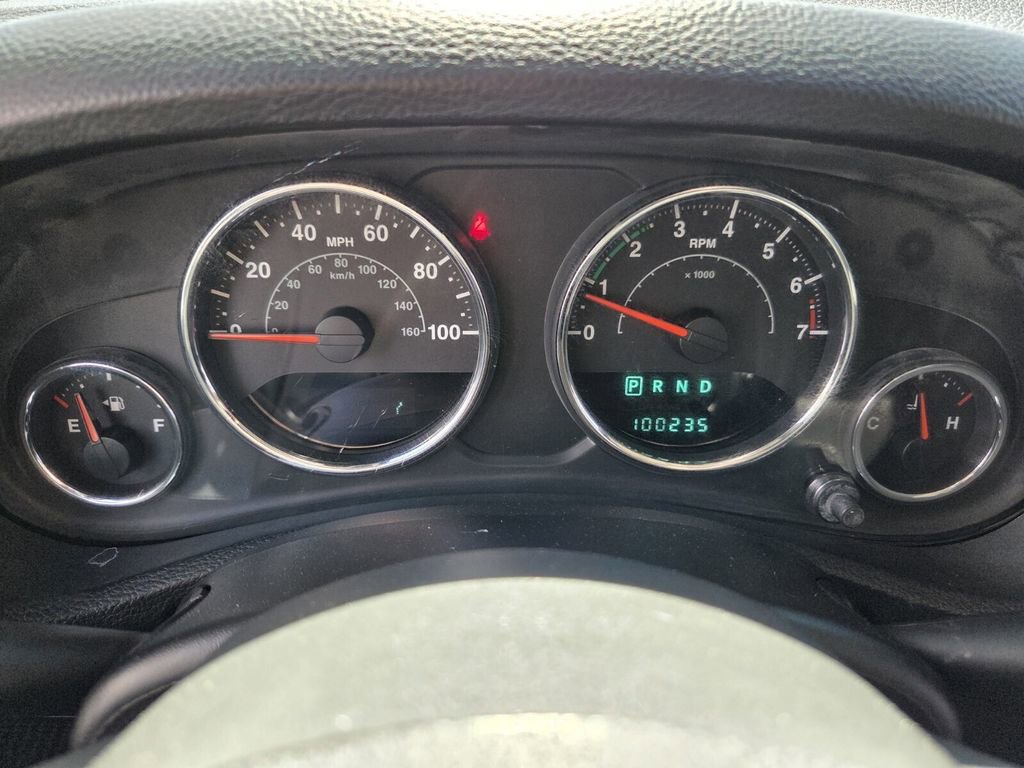 Used 2013 Jeep Wrangler Unlimited Sahara w/ Connectivity Group image 20