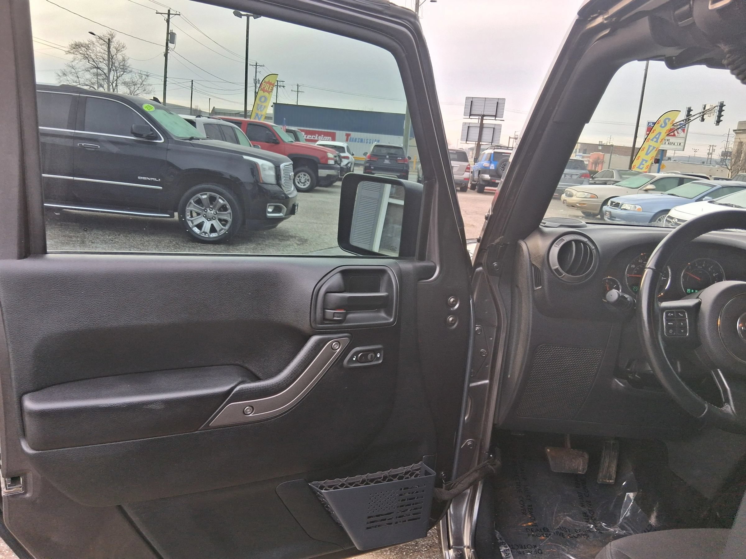 Used 2016 Jeep Wrangler Sport w/ Quick Order Package 24S AWD/4WD image 13