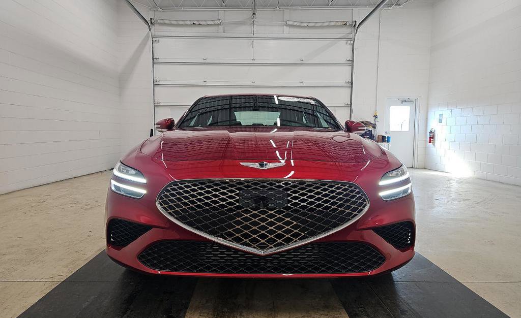 Used 2023 Genesis G70 3.3T image 3