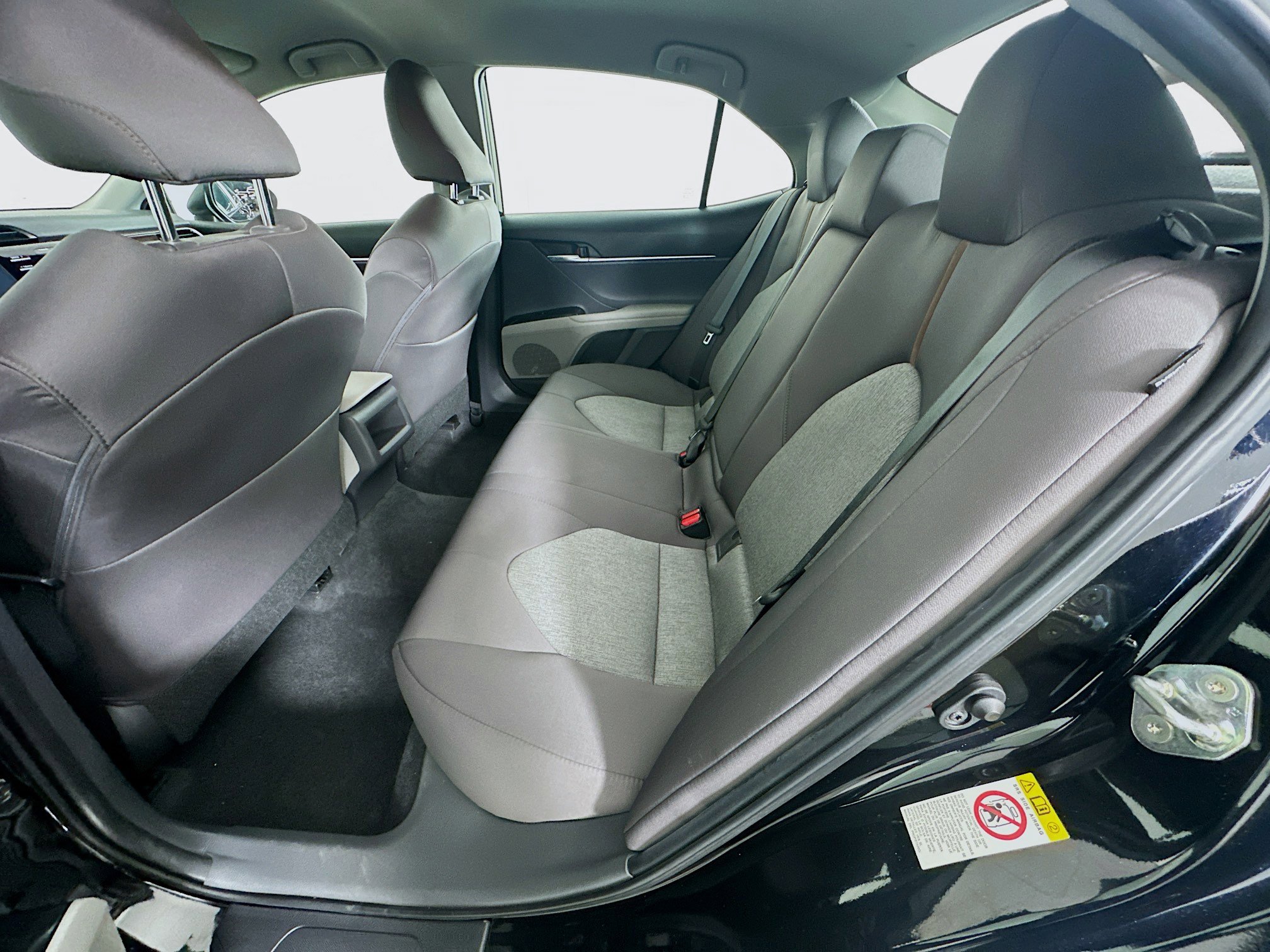 Used 2019 Toyota Camry LE w/ Convenience Package image 26