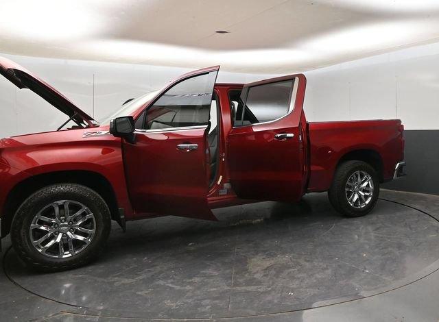 Used 2022 Chevrolet Silverado 1500 LTZ w/ LTZ Premium Package AWD/4WD image 30