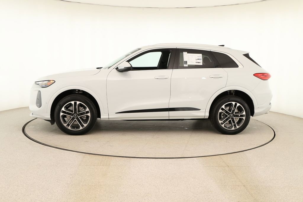 New 2025 Audi Q5 Premium image 2