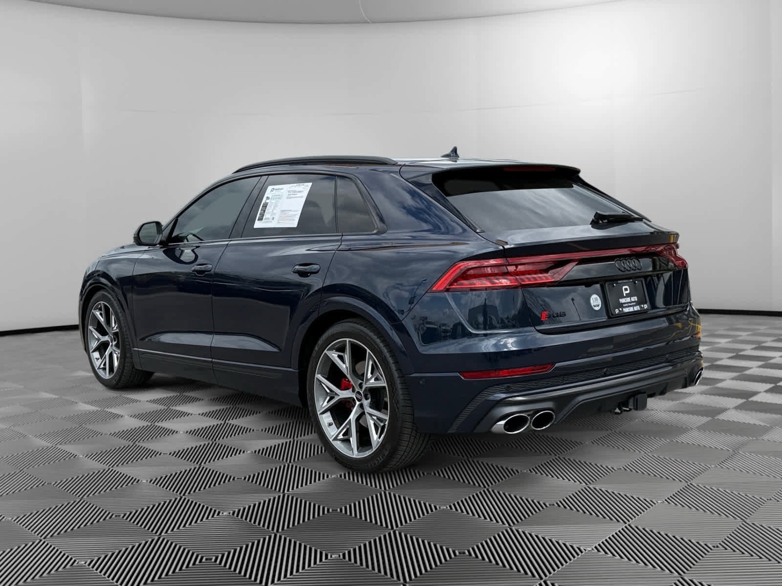 Used 2023 Audi SQ8 Prestige image 3