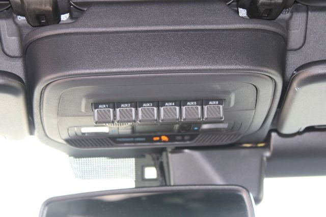 Used 2025 Ford Bronco Raptor AWD/4WD image 23