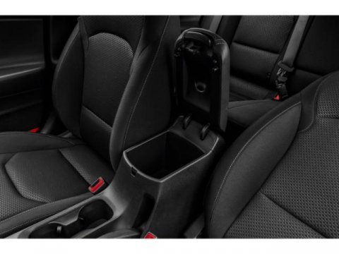 Used 2020 Hyundai Elantra GT w/ Style Package 02 image 17