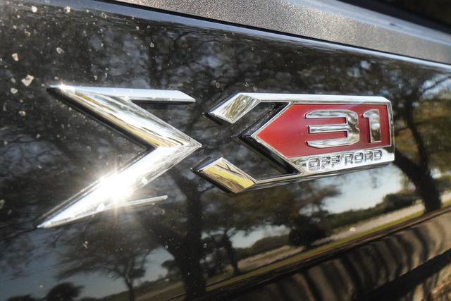 Used 2025 GMC Sierra 1500 SLT w/ SLT Premium Plus Package image 47