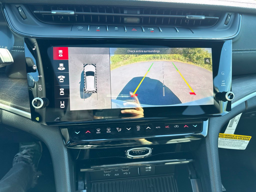 New 2027 Jeep Grand Cherokee Limited AWD/4WD image 30