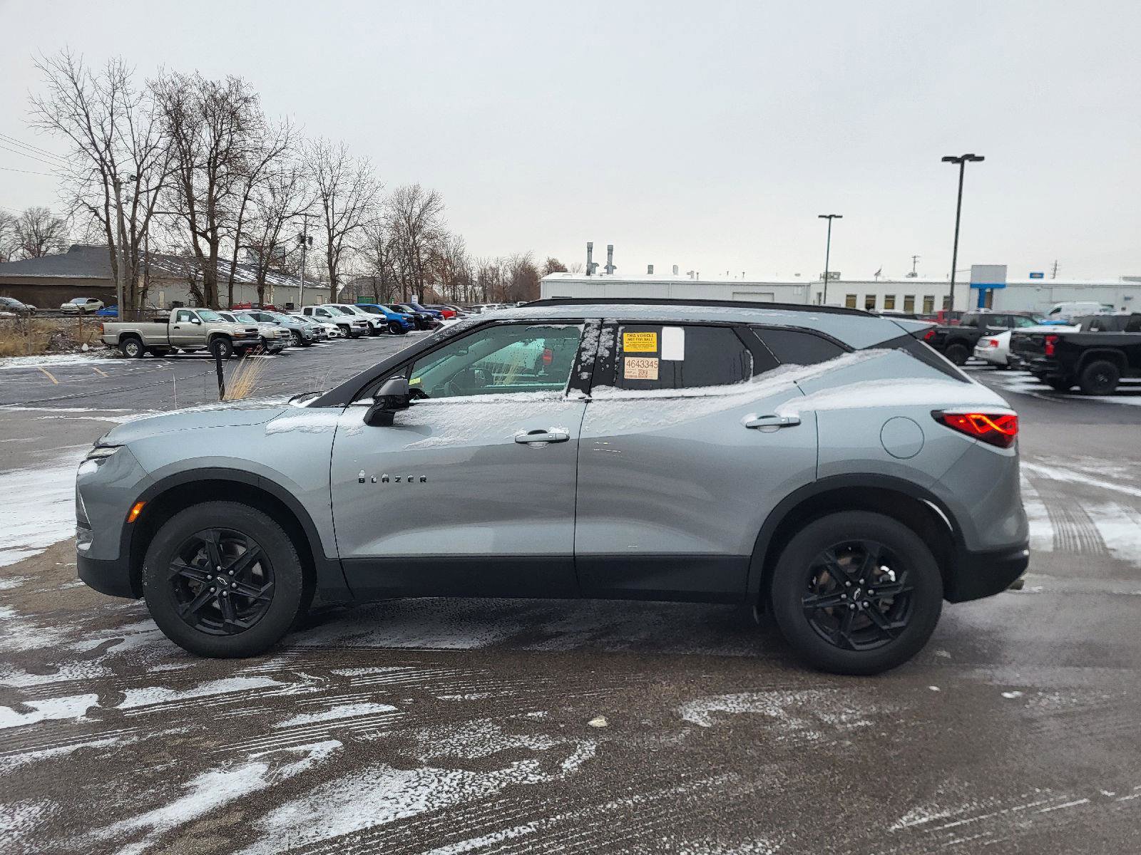 Used 2023 Chevrolet Blazer LT w/ Convenience Package FWD image 6