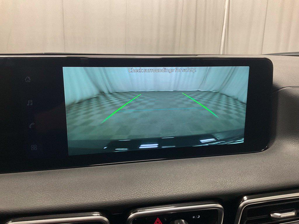 Used 2026 Nissan Sentra SR w/ Floor Mat Package FWD image 8