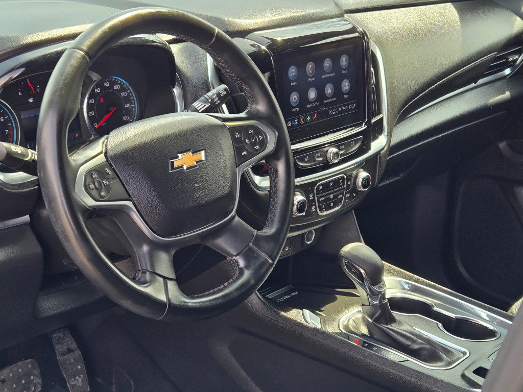 Used 2023 Chevrolet Traverse LT image 26