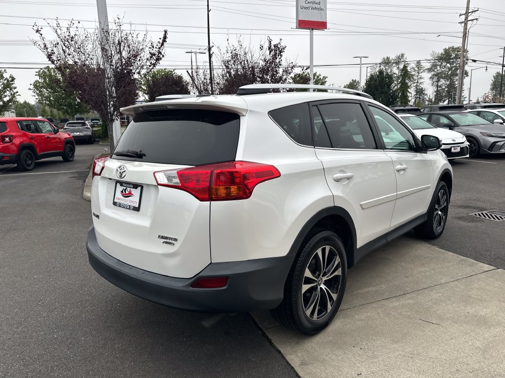 Used 2015 Toyota RAV4 Limited w/ Technology Package AWD/4WD image 5