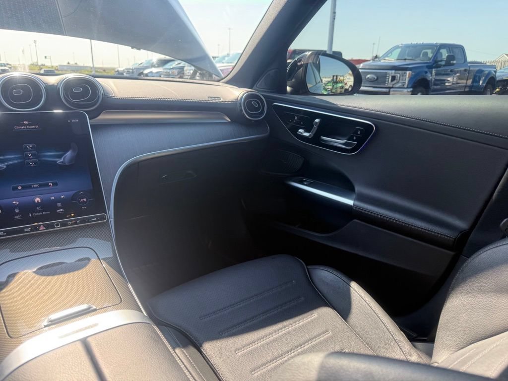 Used 2023 Mercedes-Benz C 300 4MATIC Sedan image 36