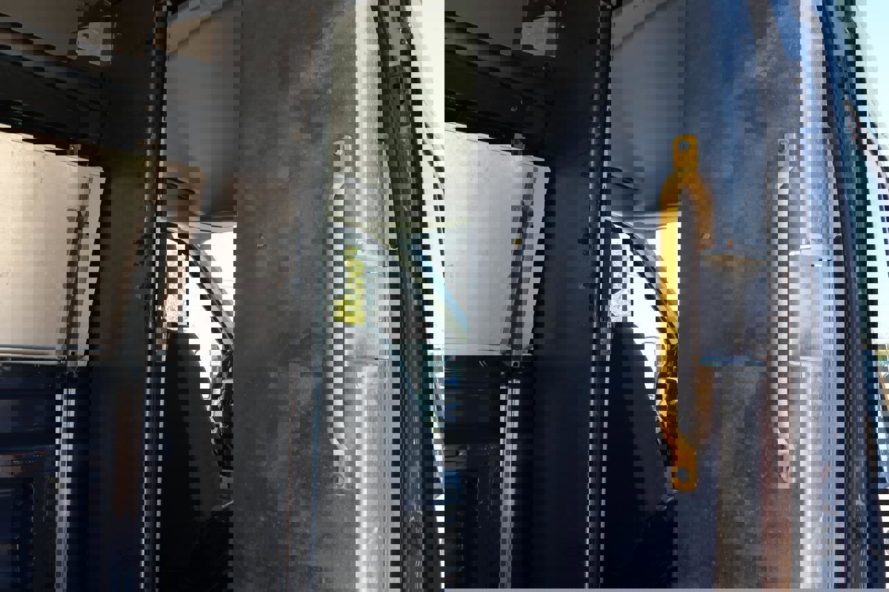 Used 2019 Ford Transit 250 148 High Roof Extended image 14