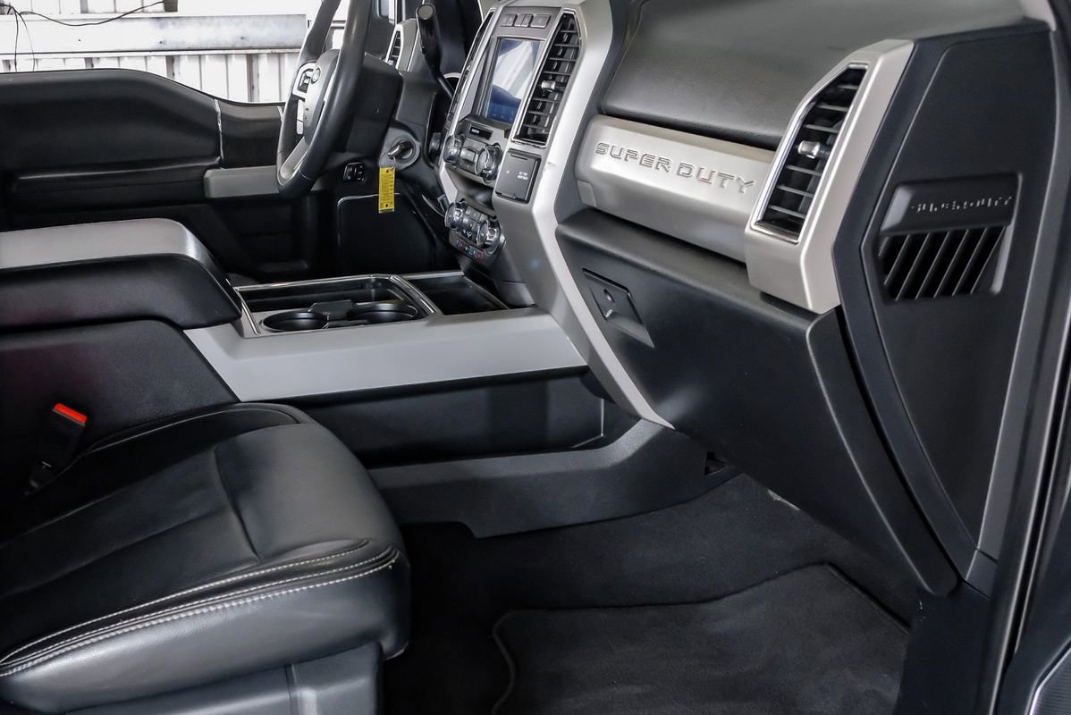 Used 2021 Ford F350 Lariat w/ Chrome Package image 12