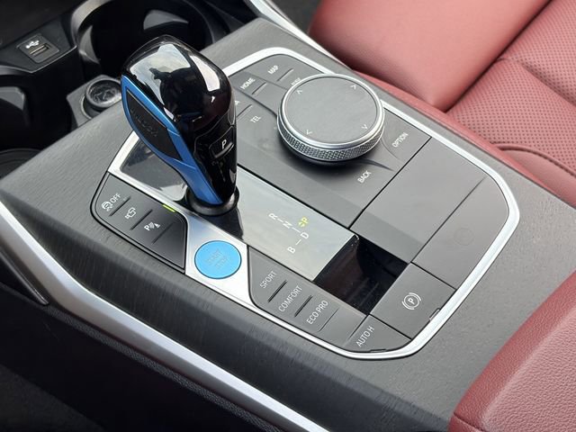 Used 2023 BMW i4 eDrive35 w/ Premium Package RWD image 30