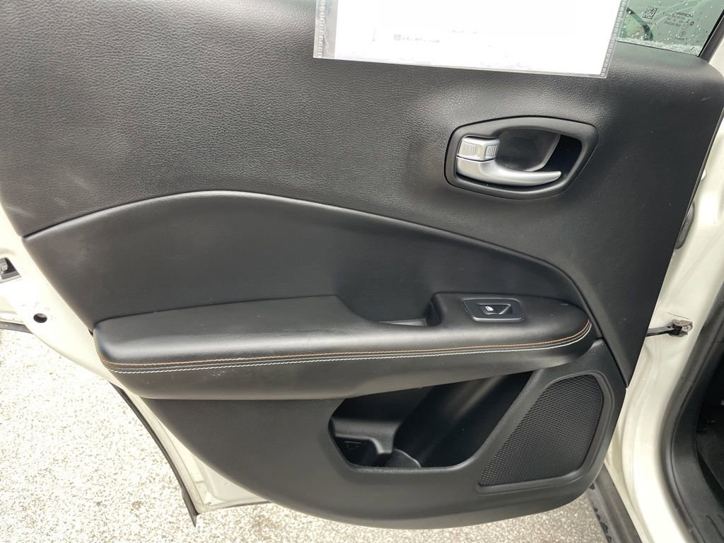 Used 2021 Jeep Compass Latitude w/ Convenience Group image 43