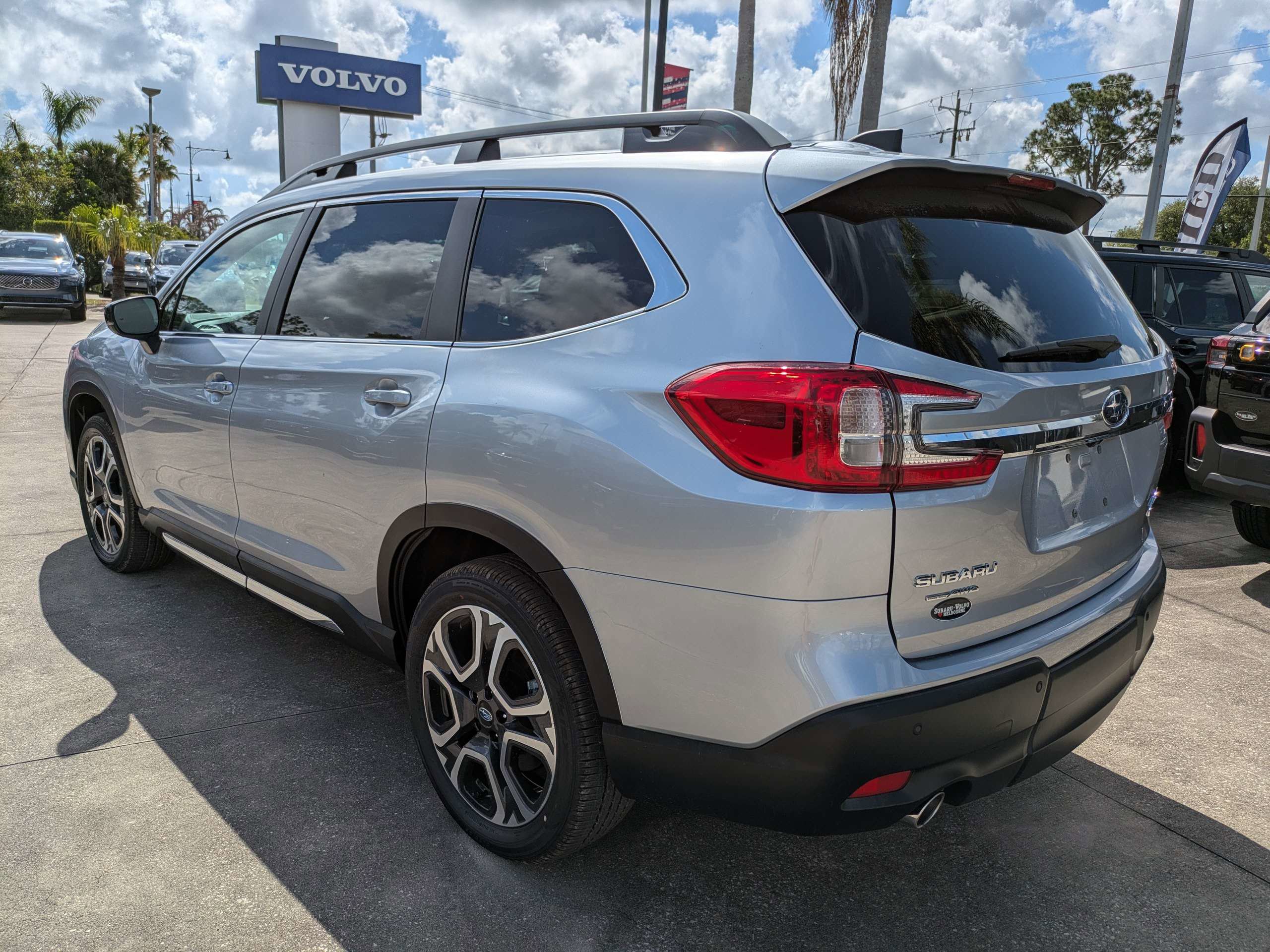 New 2026 Subaru Ascent Limited AWD/4WD image 6