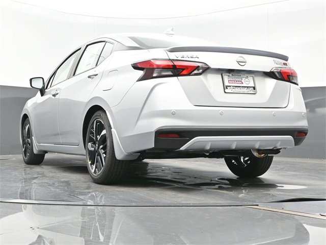 New 2025 Nissan Versa SR w/ Trunk Package image 23