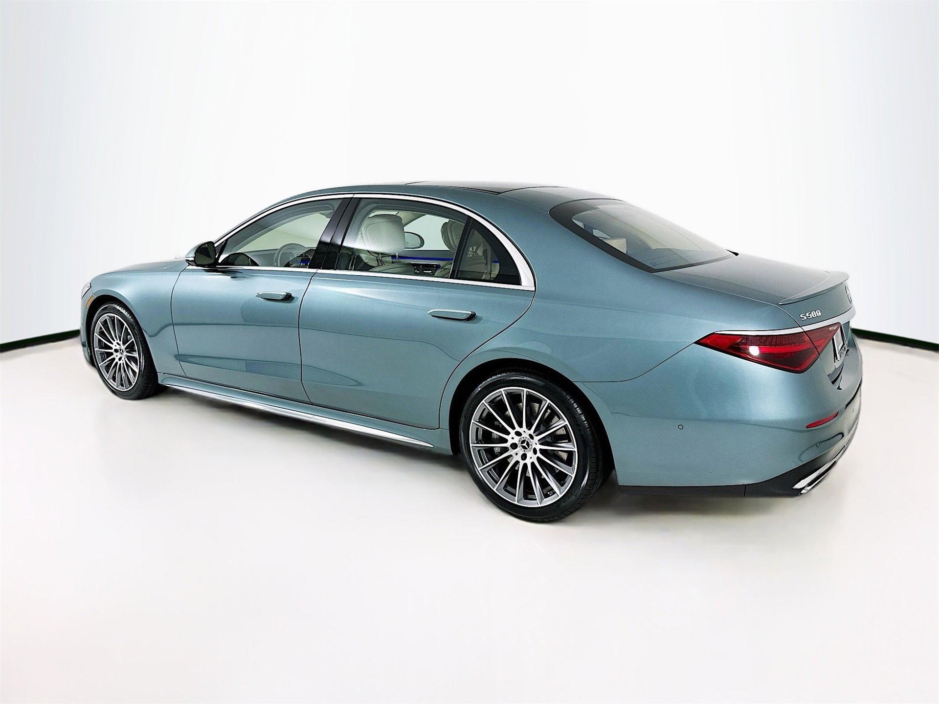 New 2026 Mercedes-Benz S 580 4MATIC Sedan image 6