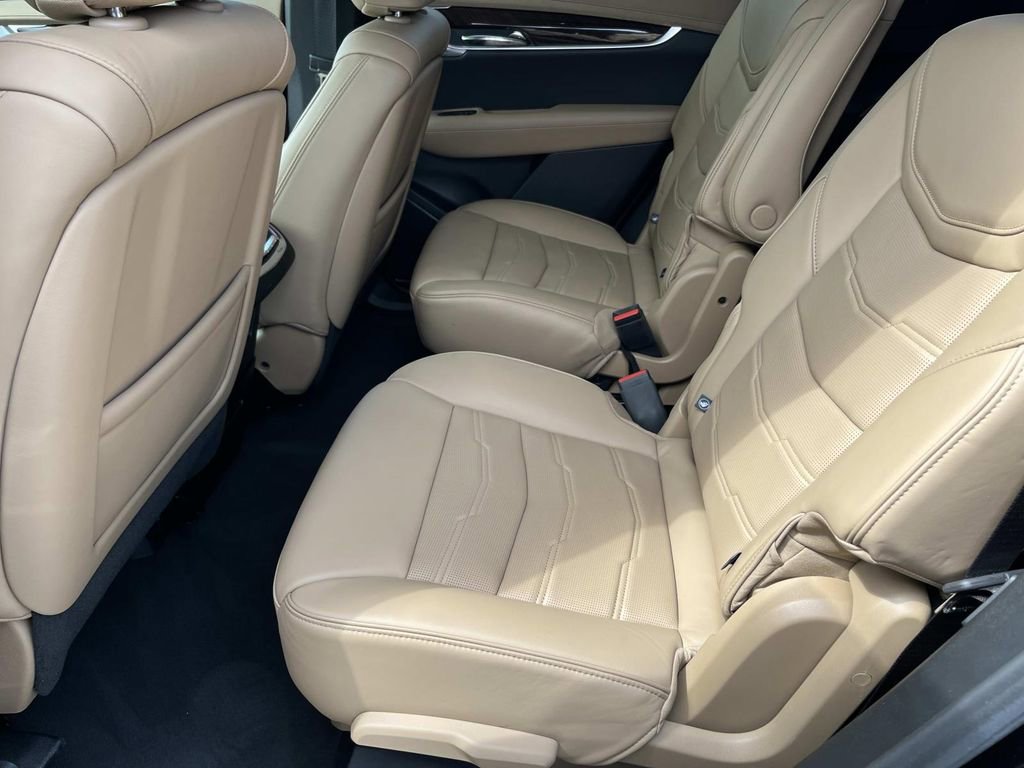 Certified 2025 Cadillac XT6 Premium Luxury w/ Platinum Package image 19
