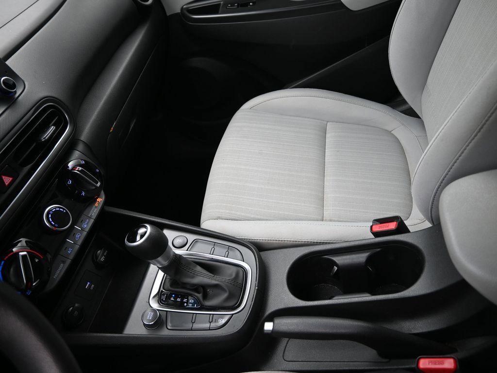Used 2023 Hyundai Kona SEL image 19