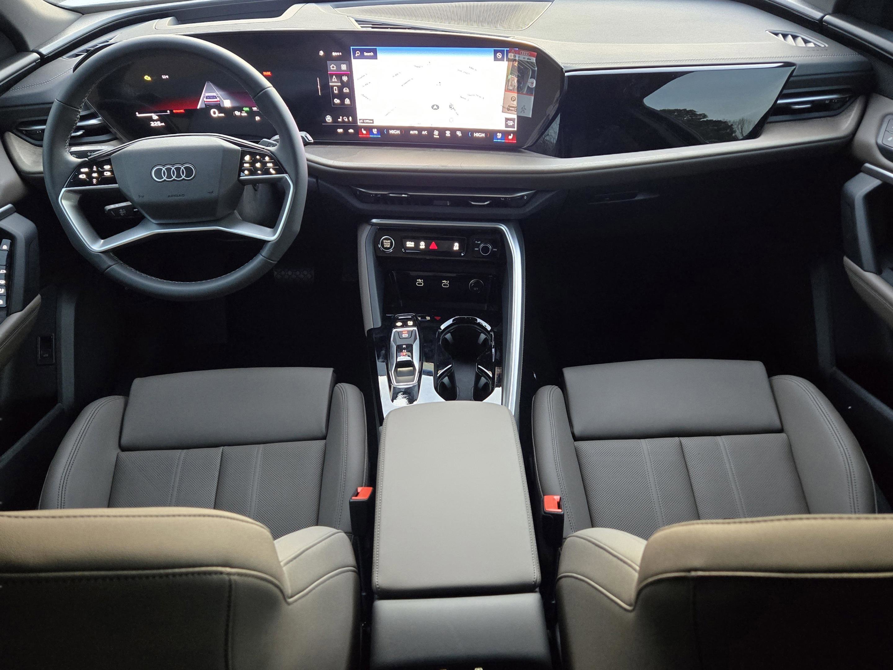 New 2025 Audi Q5 Premium Plus image 12