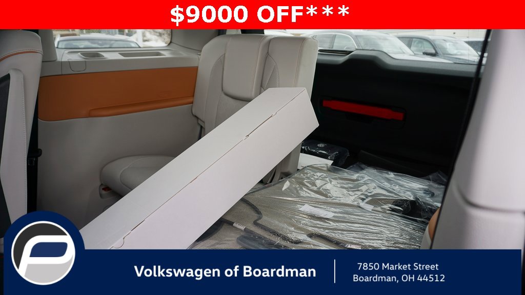 New 2025 Volkswagen ID. Buzz 1st Edition image 14