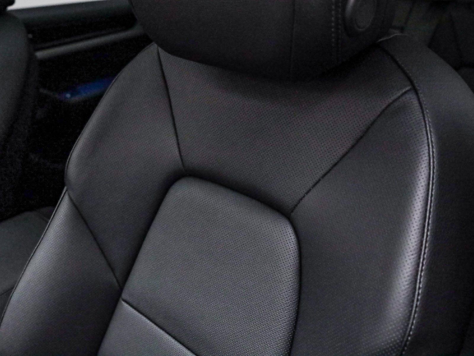 Certified 2025 Porsche Cayenne image 26