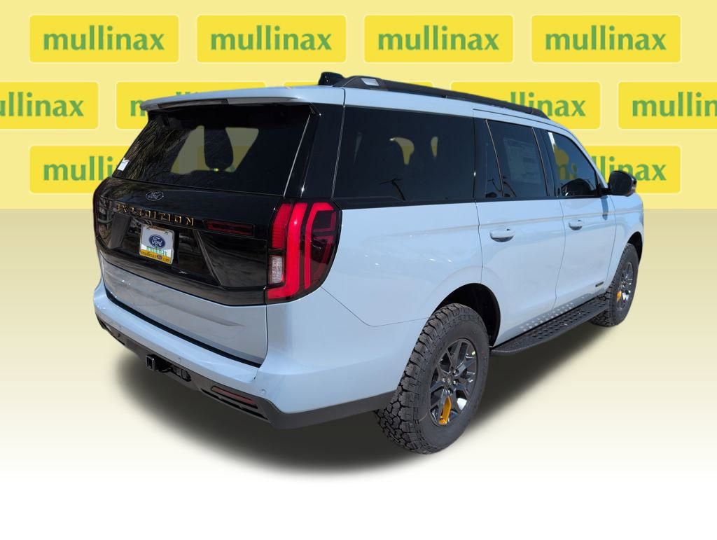 New 2026 Ford Expedition Tremor image 3
