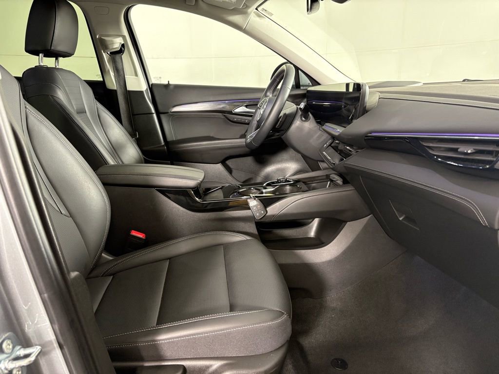 Used 2025 Buick Envision Preferred image 13