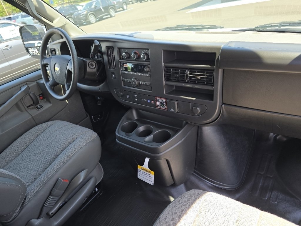 New 2026 Chevrolet Express 2500 Extended w/ Driver Convenience Package RWD image 17