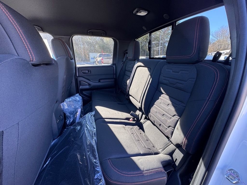 New 2026 Nissan Frontier PRO-4X w/ Pro-4x Convenience Package image 12