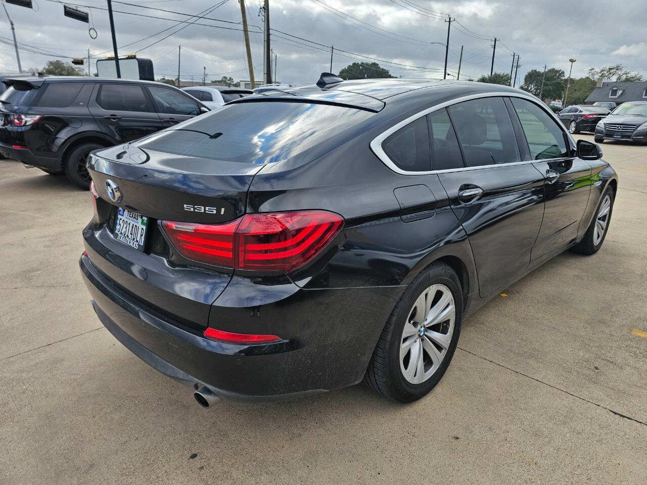 Used 2017 BMW 535i Gran Turismo RWD image 5