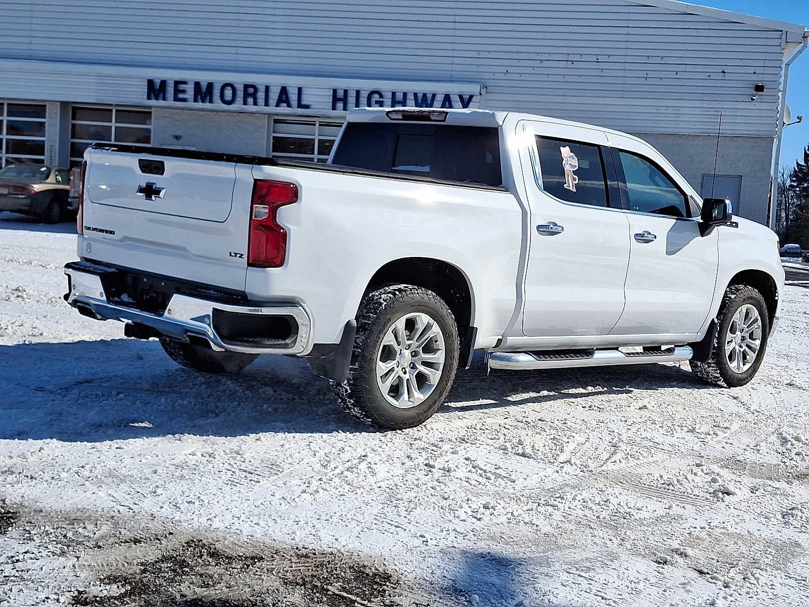 Certified 2023 Chevrolet Silverado 1500 LTZ w/ LTZ Premium Package image 7