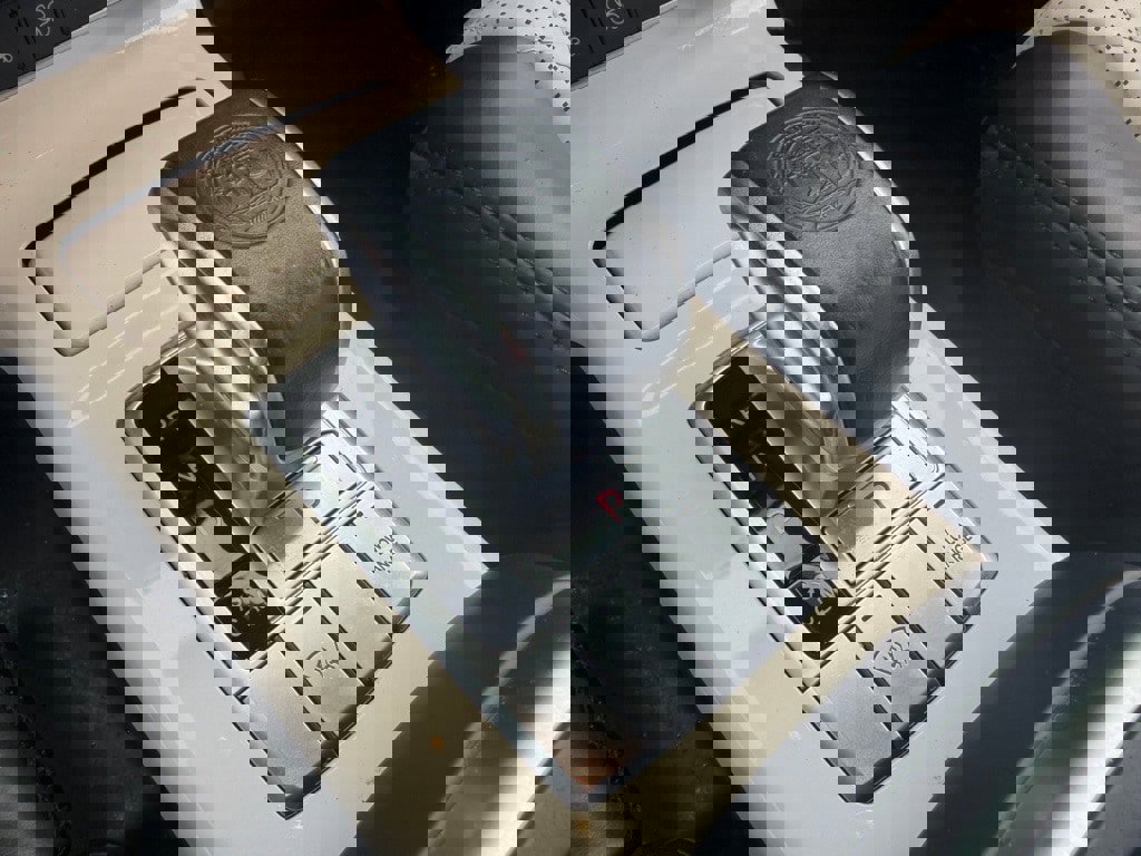 Used 2016 Mercedes-Benz G 63 AMG 4MATIC image 32