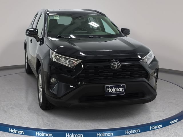 Used 2019 Toyota RAV4 XLE w/ Convenience Package AWD/4WD image 3