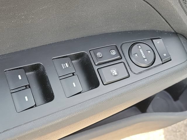 Used 2019 Hyundai Elantra SE w/ Cargo Package FWD image 23