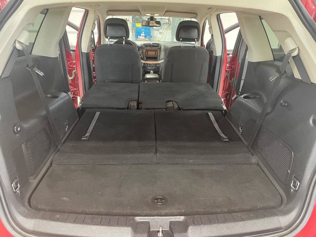 Used 2018 Dodge Journey SE w/ Blacktop Package FWD image 18