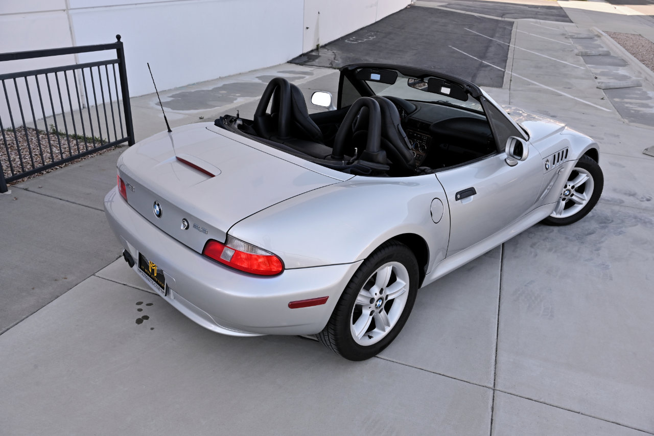 Used 2000 BMW Z3 2.5i image 12
